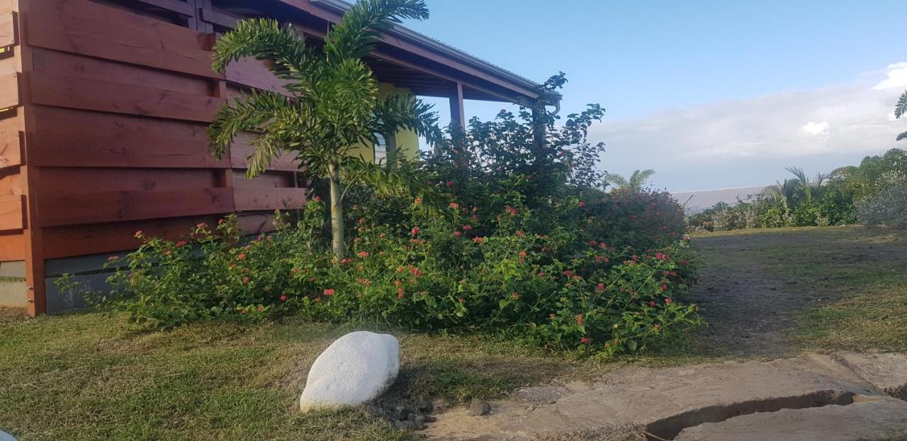 L'ALIZÉE&SPA Jacuzzi privatif haut de gamme Sainte-Rose Extérieur photo