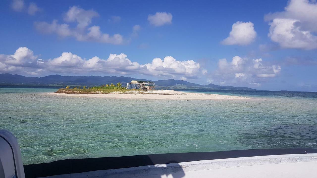 L'ALIZÉE&SPA Jacuzzi privatif haut de gamme Sainte-Rose Extérieur photo